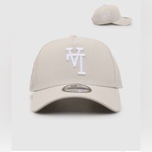 New Era Los Angeles Dodgers Upside Down LA Logo Stone Color SnapBack